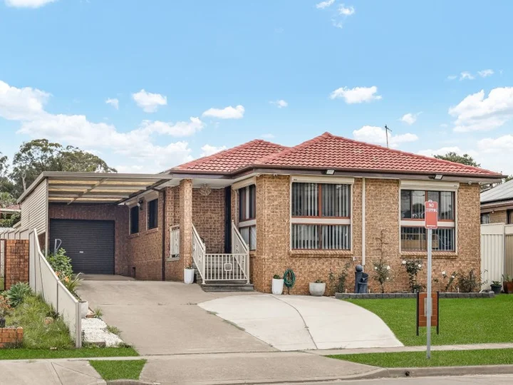 9 Quarry Road, Bossley Park NSW 2176