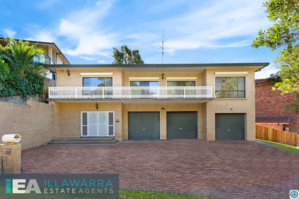 44 The Parkway , Balgownie NSW 2519
