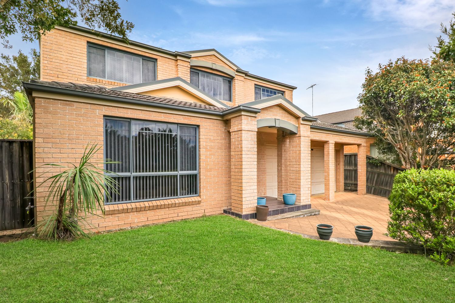 4 bedrooms House in 17 Valenti Crescent KELLYVILLE NSW, 2155