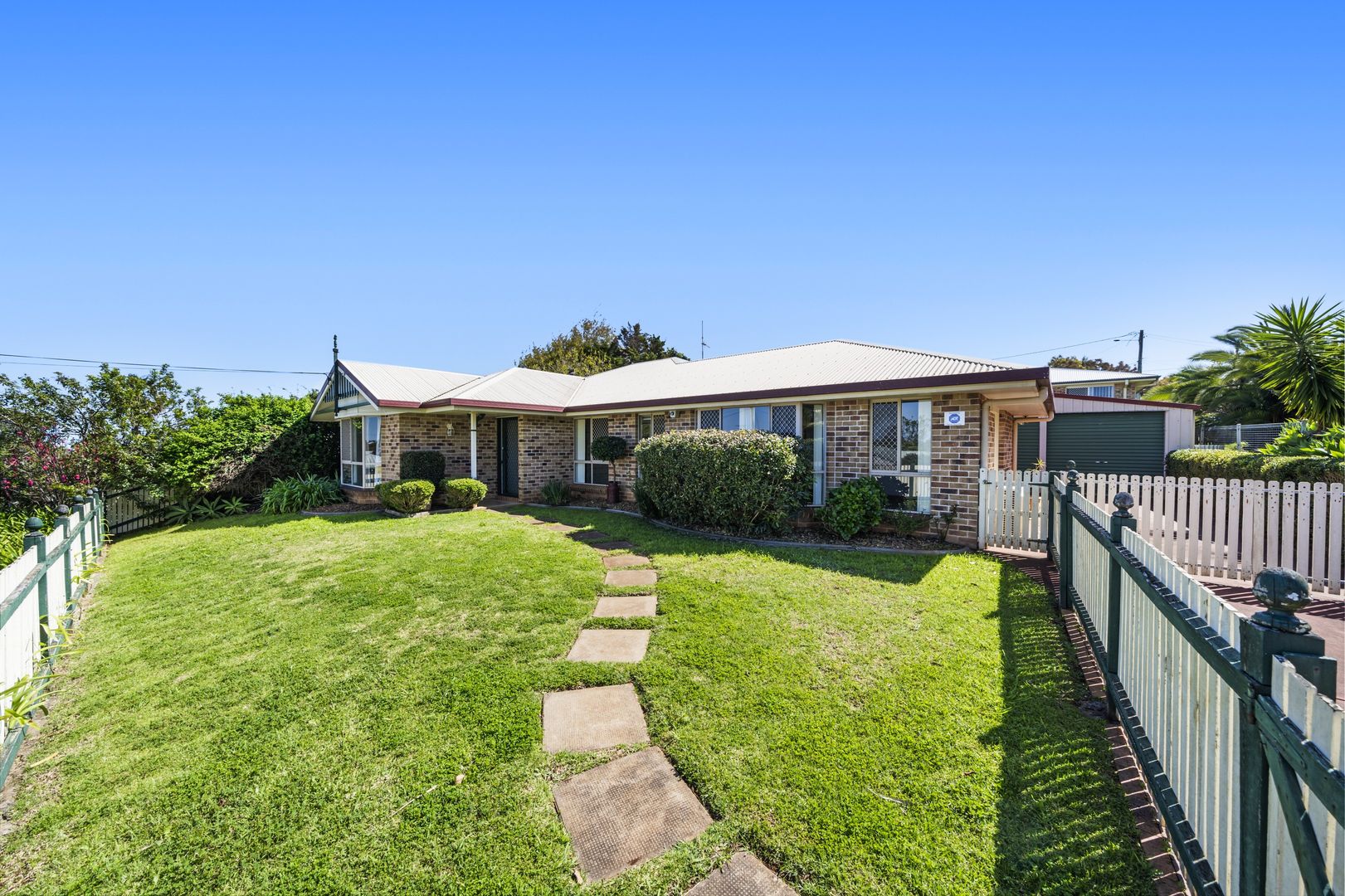 39 Redwood Street, Newtown QLD 4350, Image 2