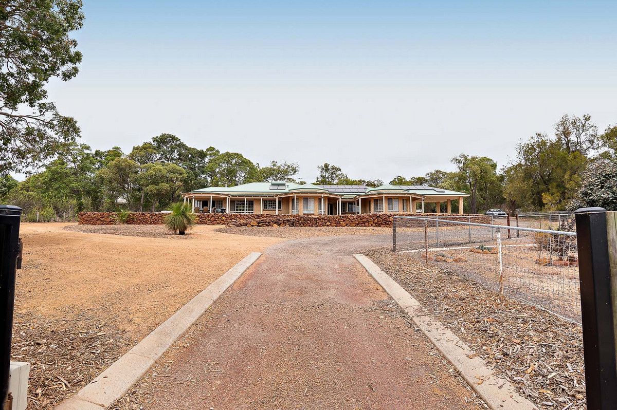 8 Kimber Rise, Bedfordale WA 6112, Image 0