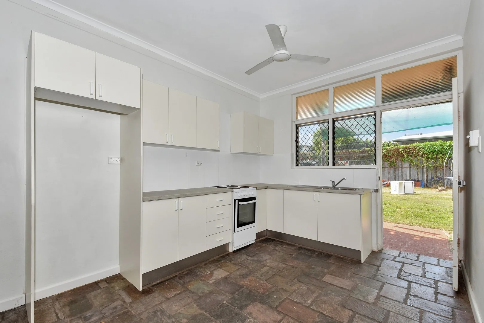 Additional image 3 of 2/68 Progress Drive, Nightcliff NT 0810