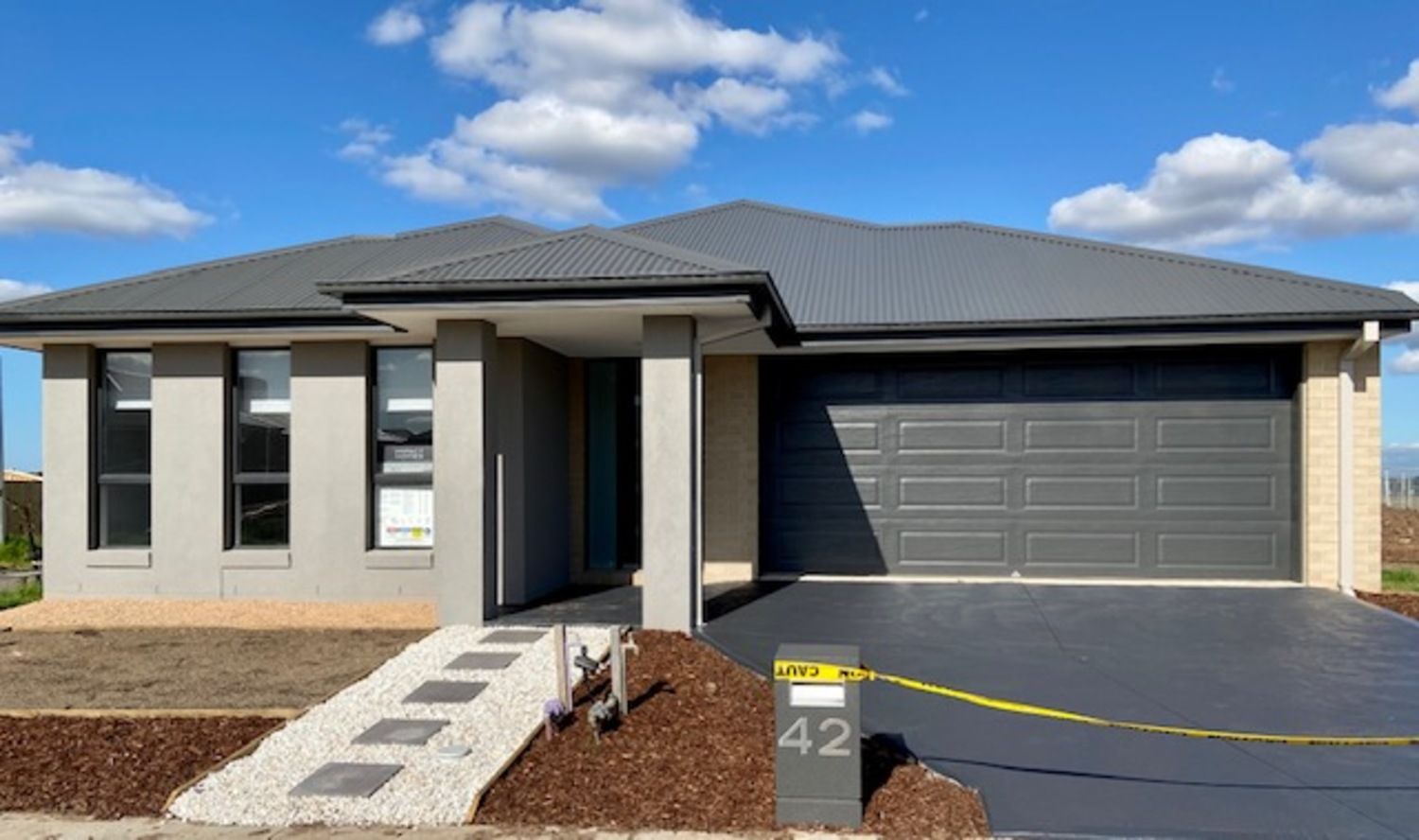 4 bedrooms House in 42 Cloudburst Avenue WYNDHAM VALE VIC, 3024