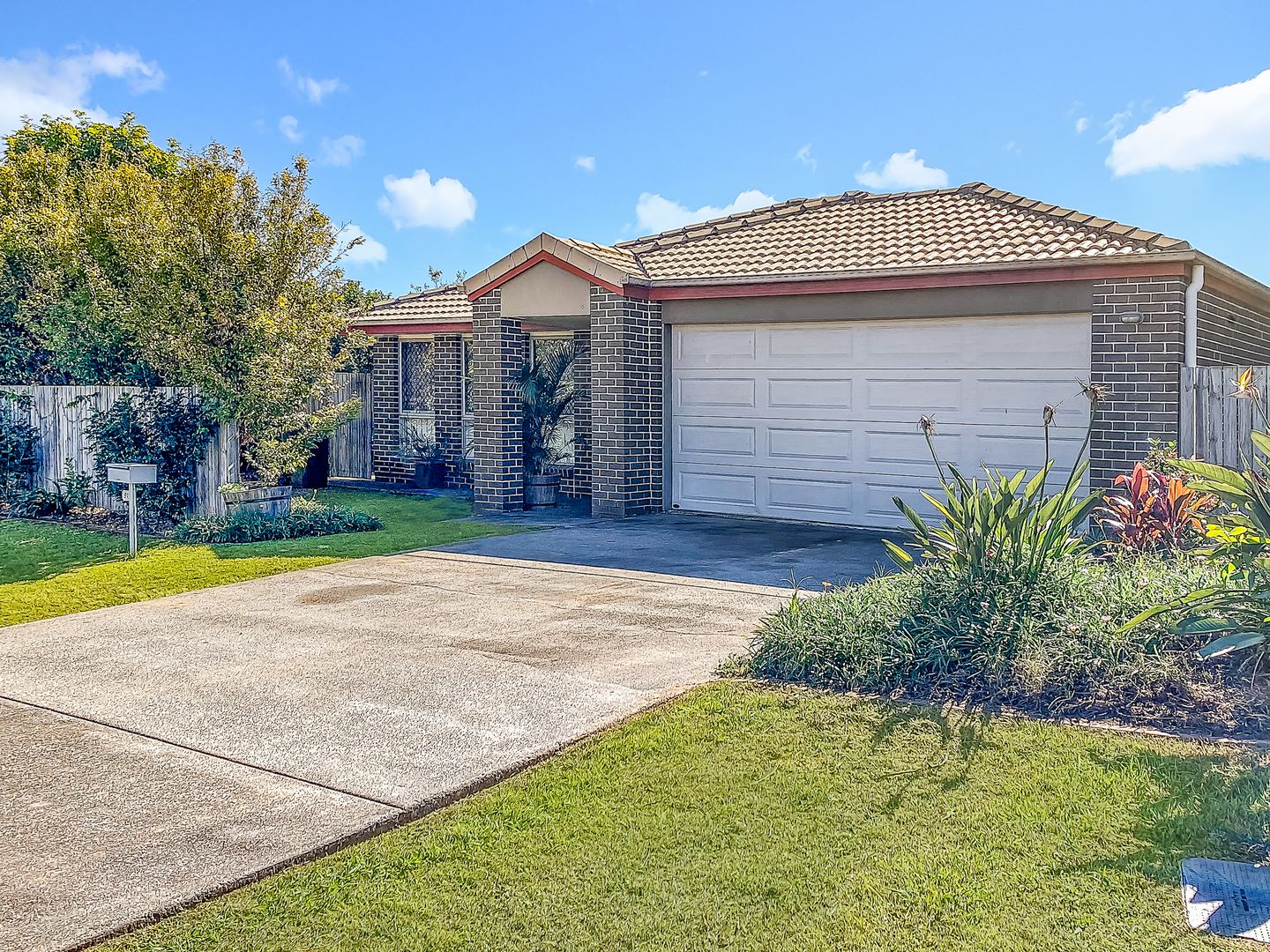 91 Tequesta Drive, Beaudesert Property History & Address Research