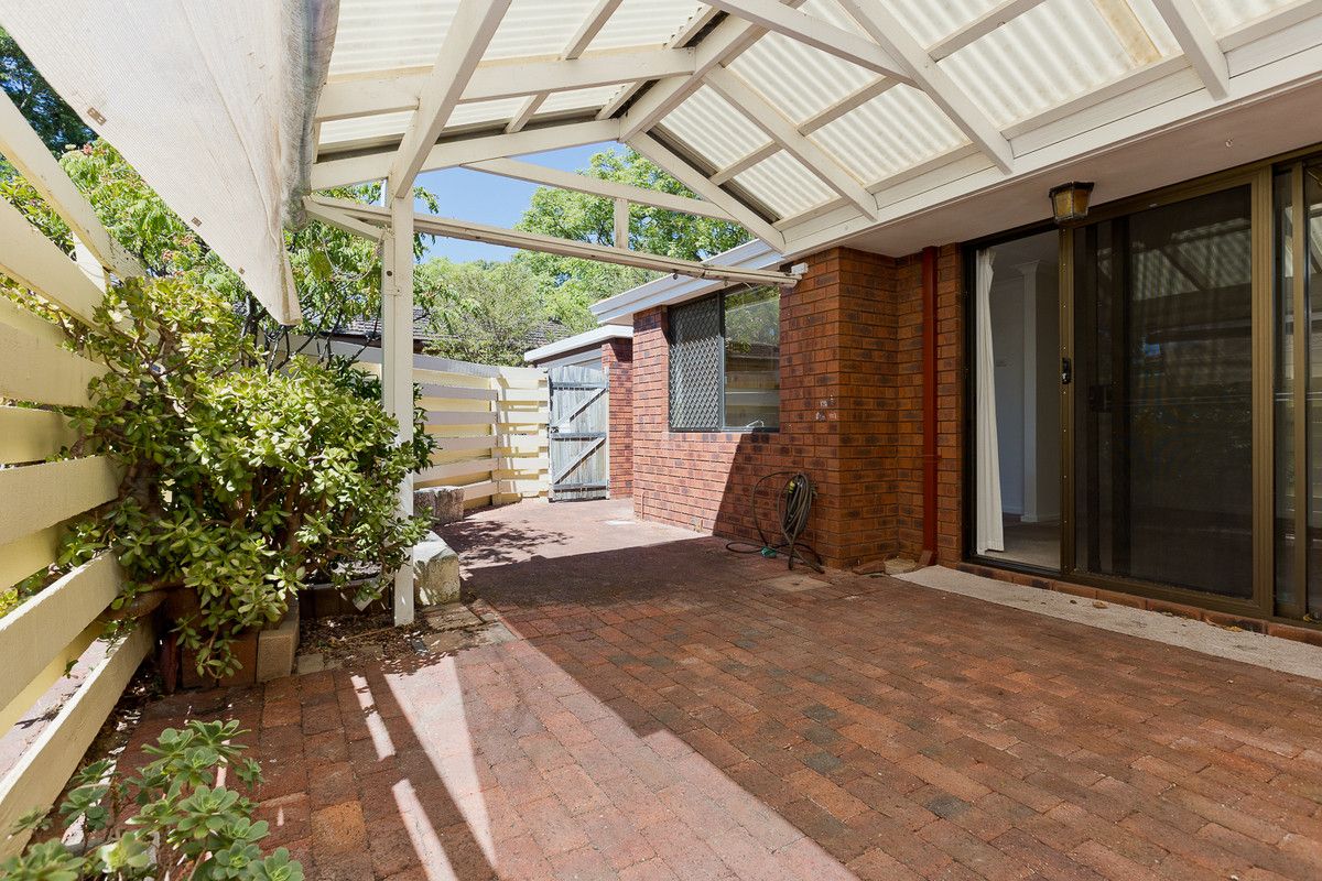 4/33 Strickland Street, Mount Claremont WA 6010 Apartment For Rent