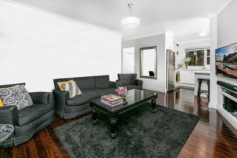 2 bedrooms Apartment / Unit / Flat in 2/103 Pacific Parade DEE WHY NSW, 2099