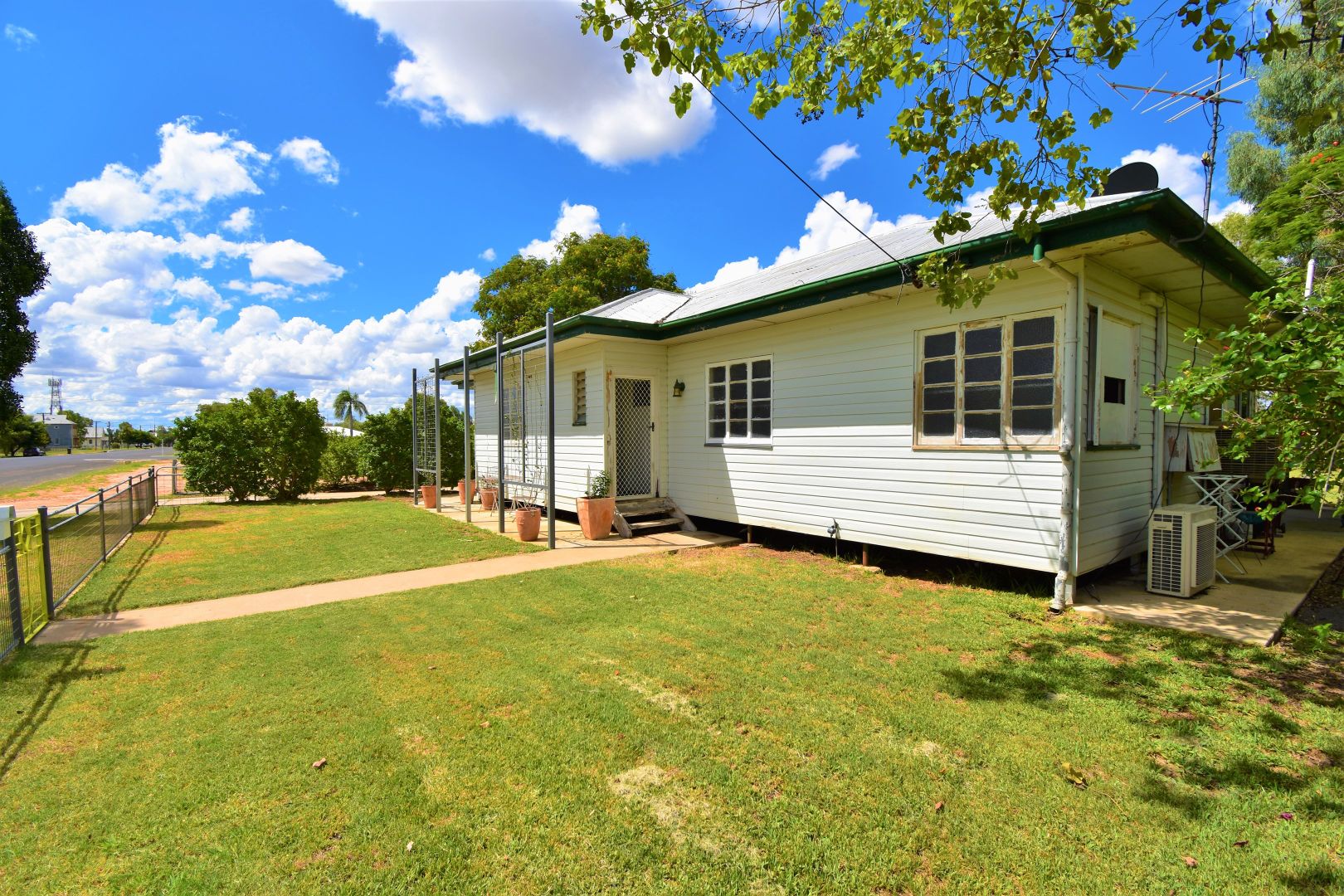 35 Beech Street, Barcaldine Property History & Address Research Domain