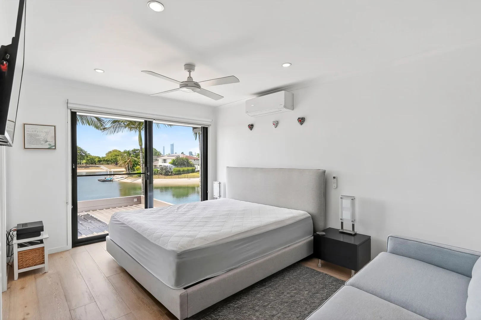 Additional image 5 of 89 Hooker Boulevard, Broadbeach Waters QLD 4218