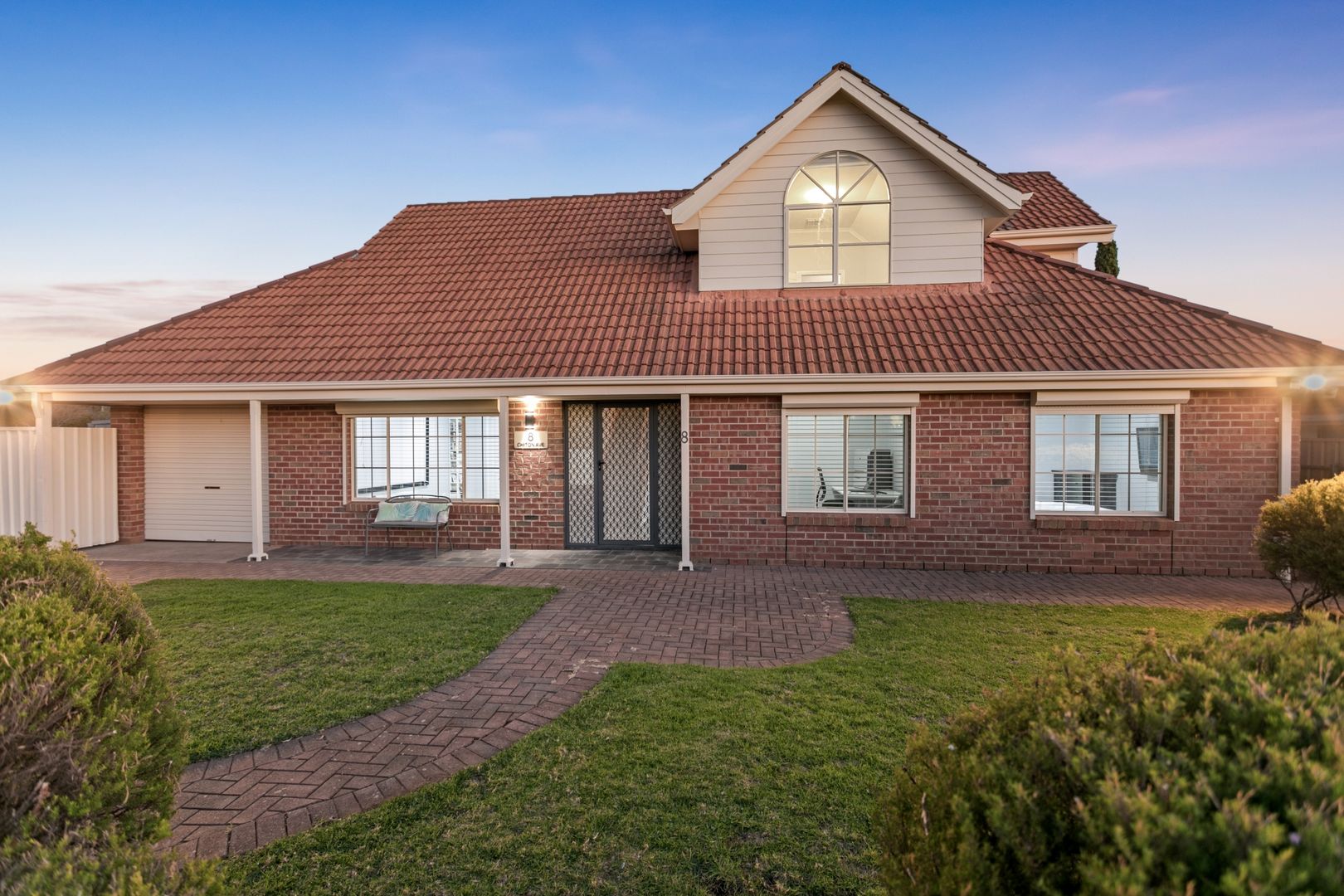 8 Chiton Avenue, Seaford Rise SA 5169, Image 2