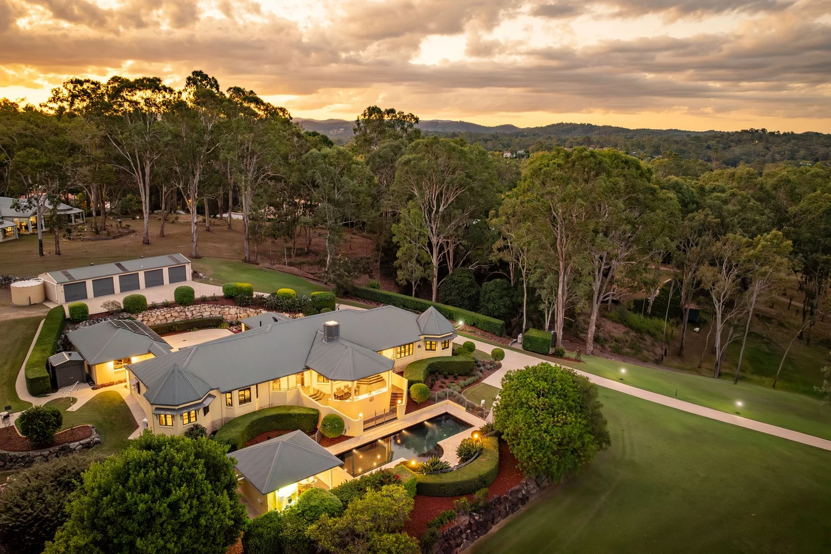 20 Kintyre Street, Brookfield QLD 4069