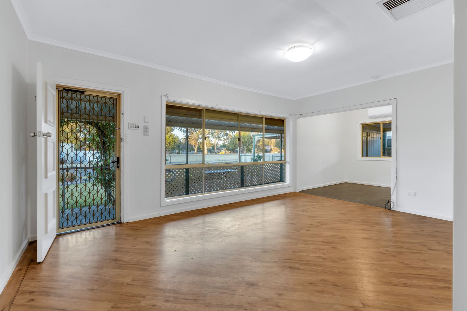 15 O'Brien Street, Davoren Park SA 5113, Image 2