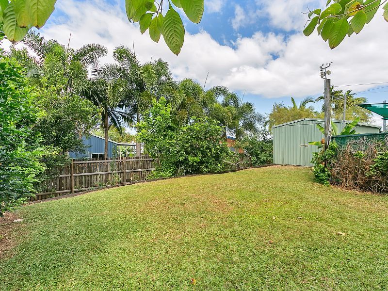 10 McFarlane Drive, Kanimbla QLD 4870, Image 2