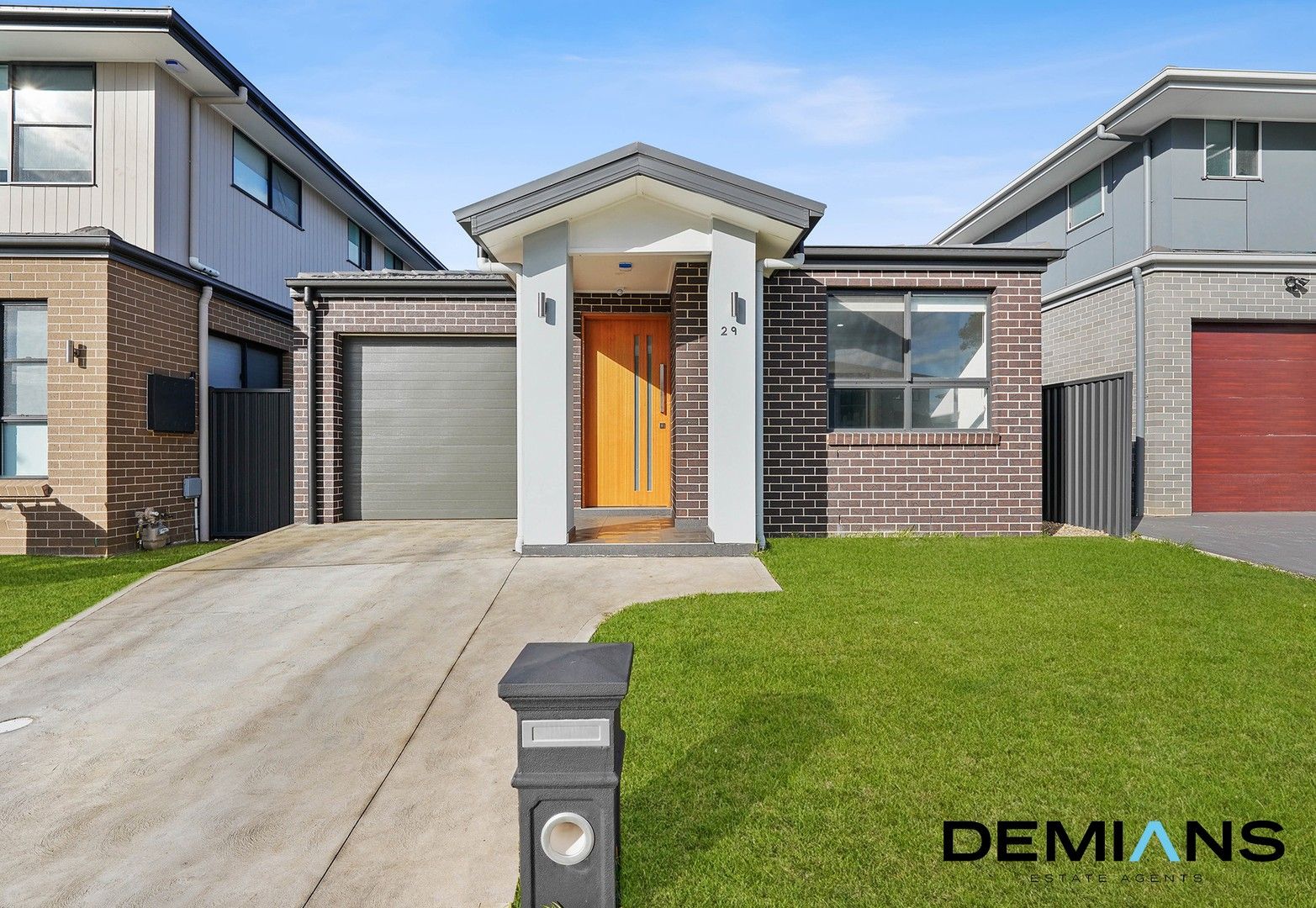 3 bedrooms House in 29 Bonnie Rock Road AUSTRAL NSW, 2179