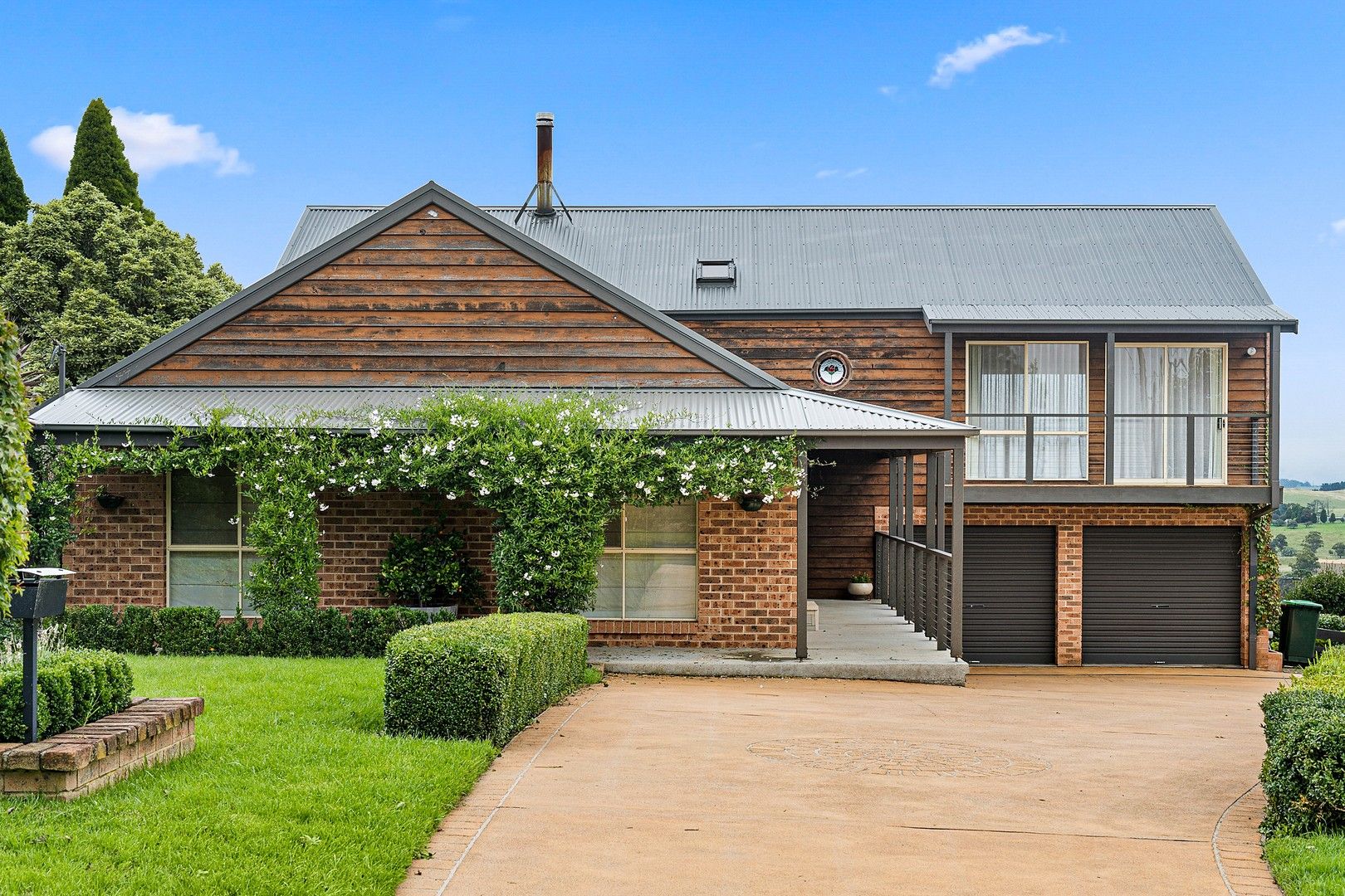 39 Dengate Crescent, Moss Vale NSW 2577 House For Rent Domain