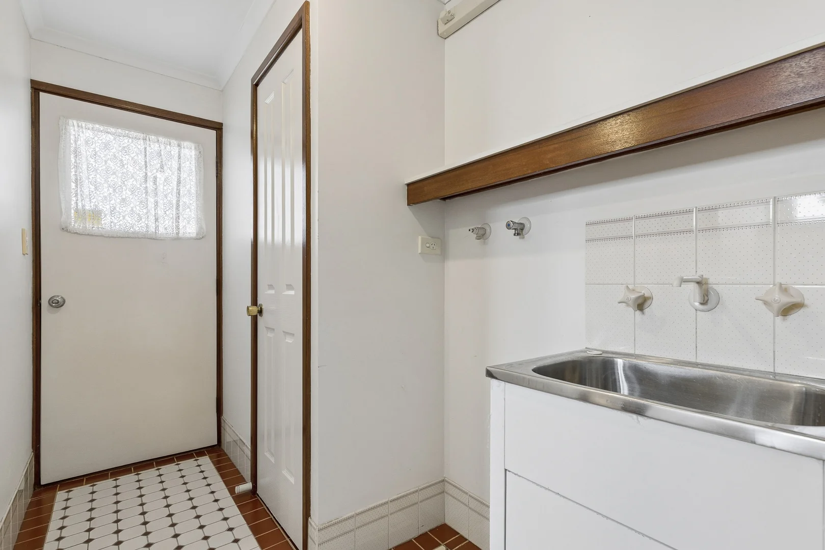 Additional image 11 of 29B Casuarina Drive, Halls Head WA 6210