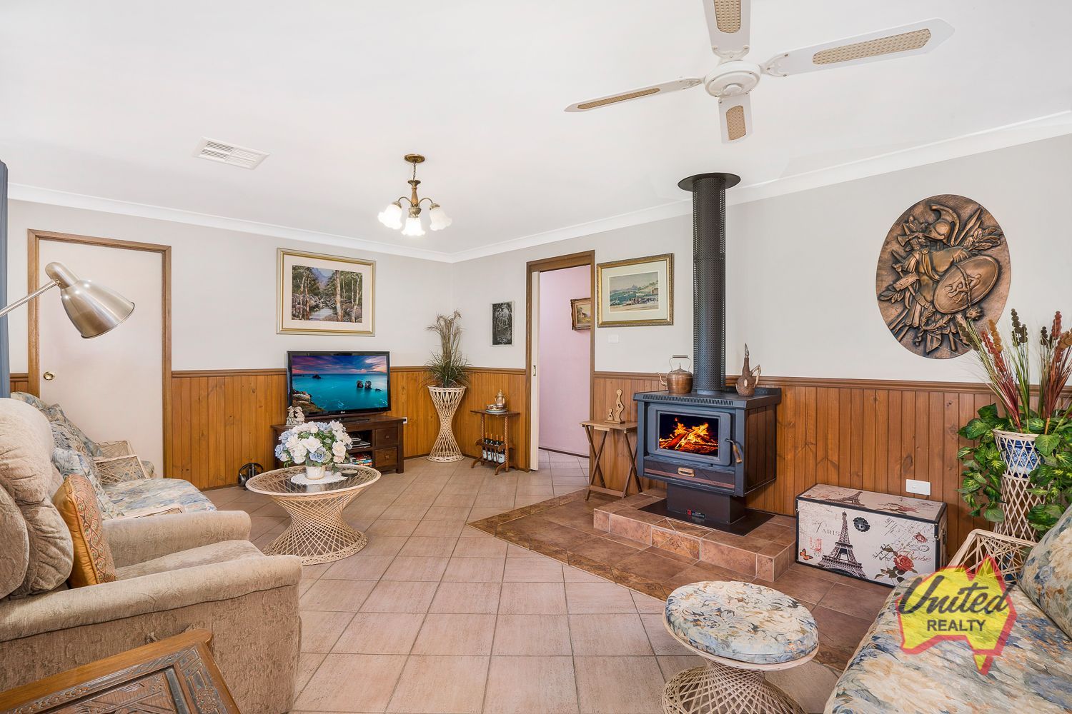 7 Chaseling Place, The Oaks NSW 2570, Image 2