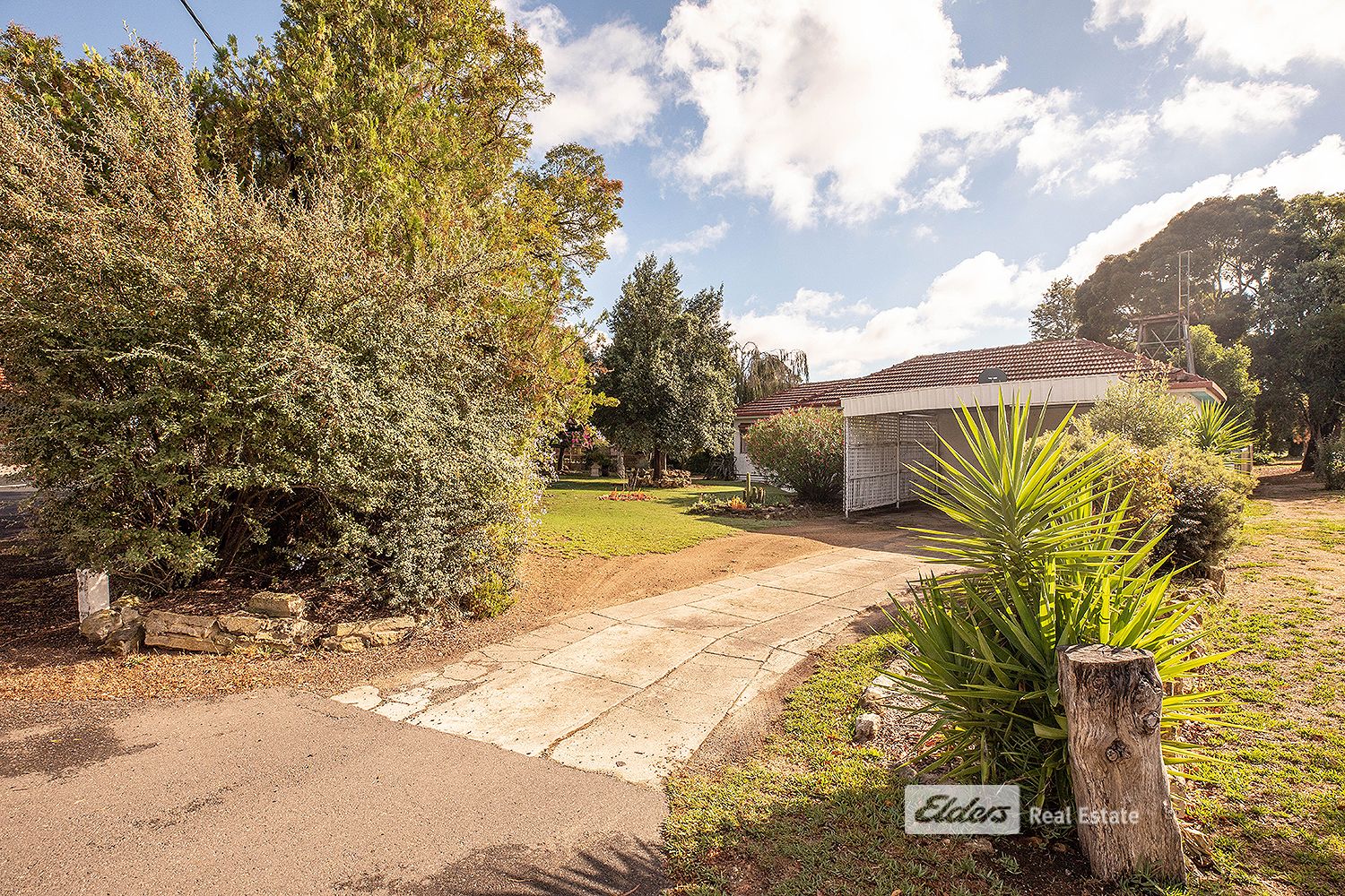 5 MEMORIAL DRIVE, Naracoorte SA 5271, Image 0