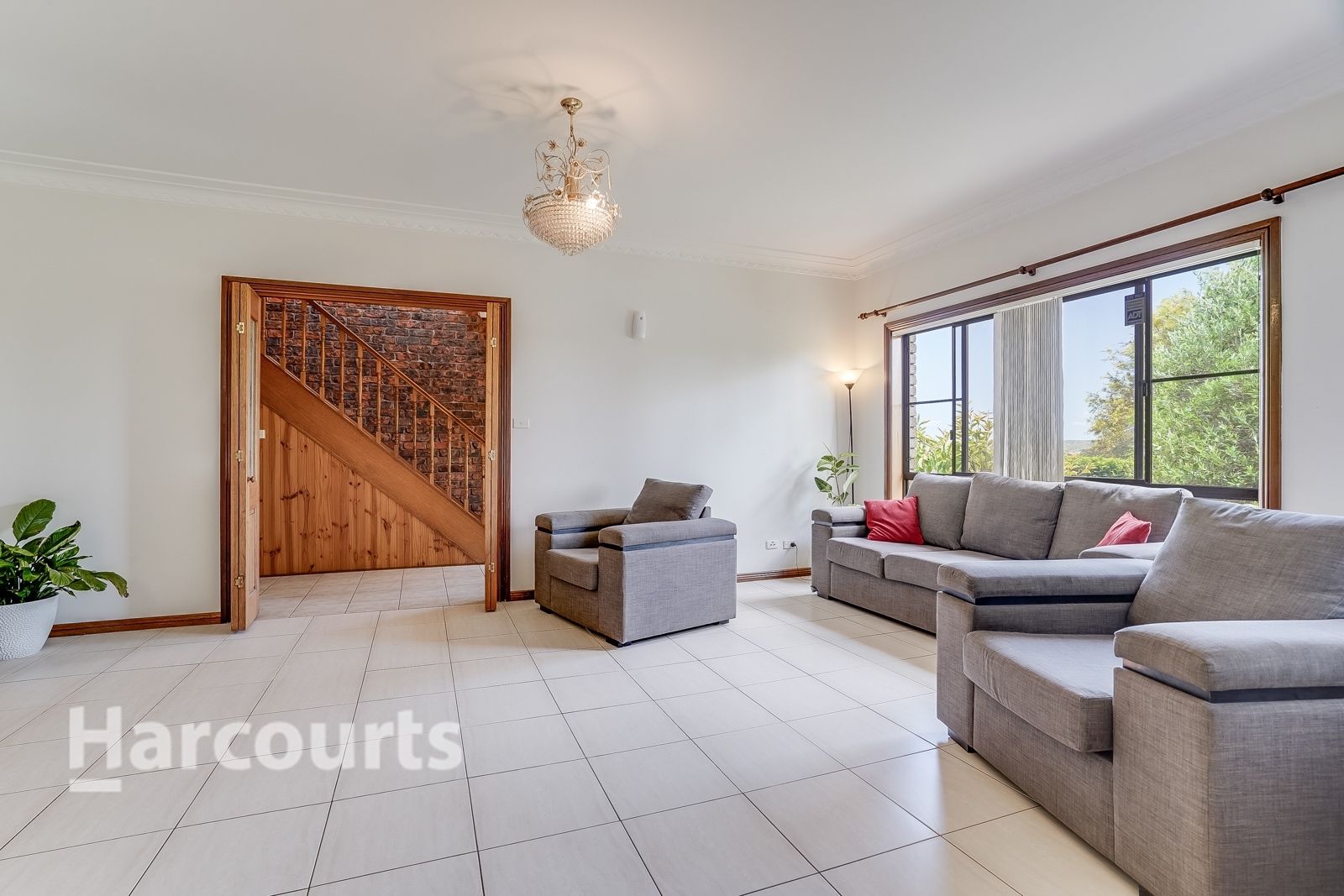 52 Cornelian Avenue, Eagle Vale NSW 2558, Image 2