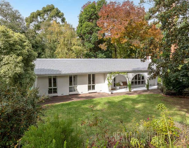 10 Tregarthen Road, Summertown SA 5141