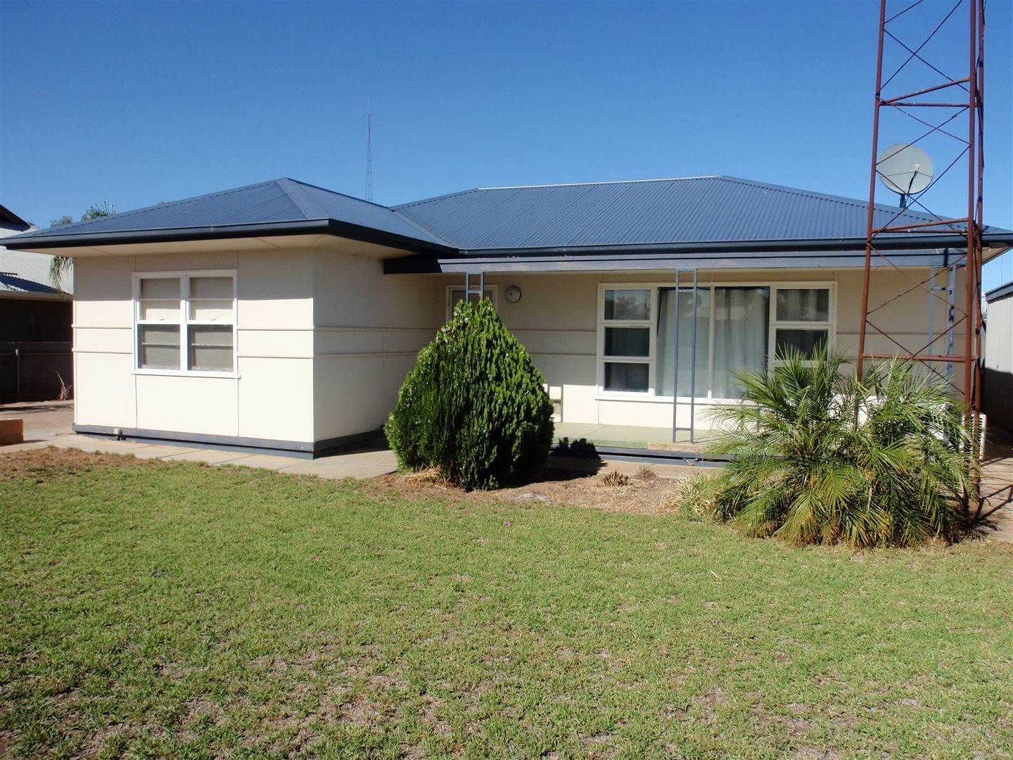 24 Ballantyne Street, Wudinna SA 5652