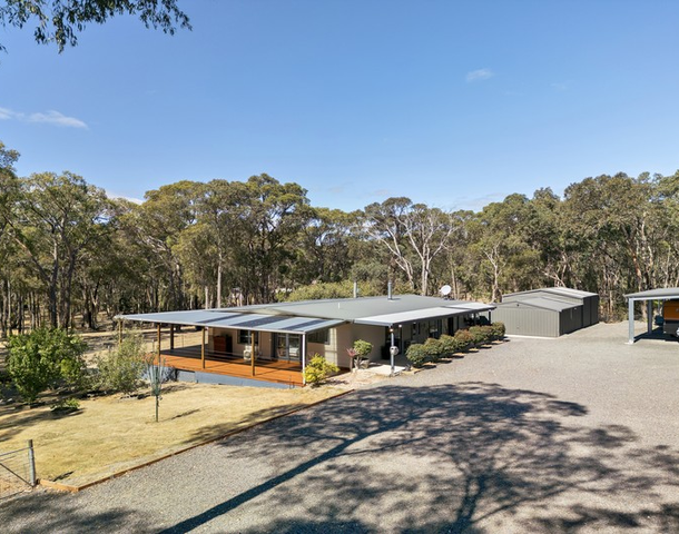 157 Rowlers Road, Snake Valley VIC 3351