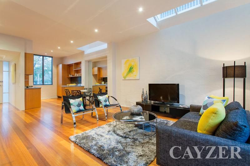 314 Canterbury Road, ST KILDA WEST VIC 3182, Image 2