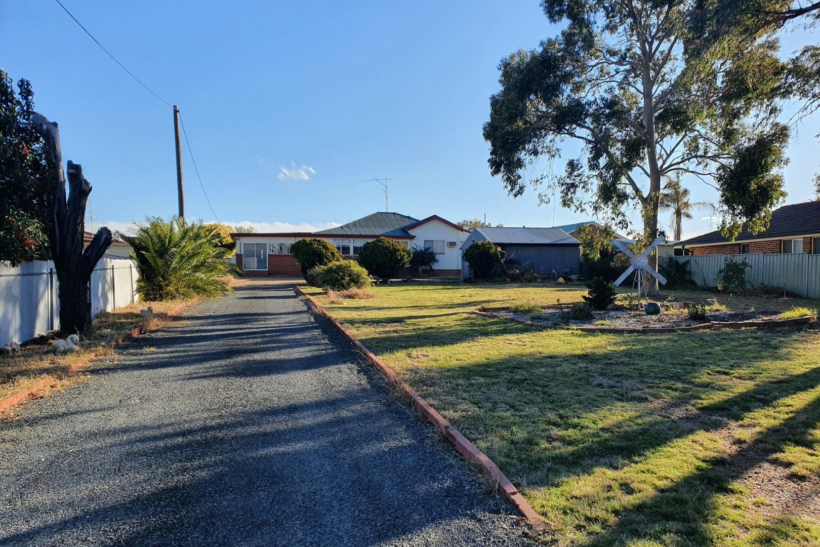 3 Coronation Avenue, Parkes Property History & Address Research Domain