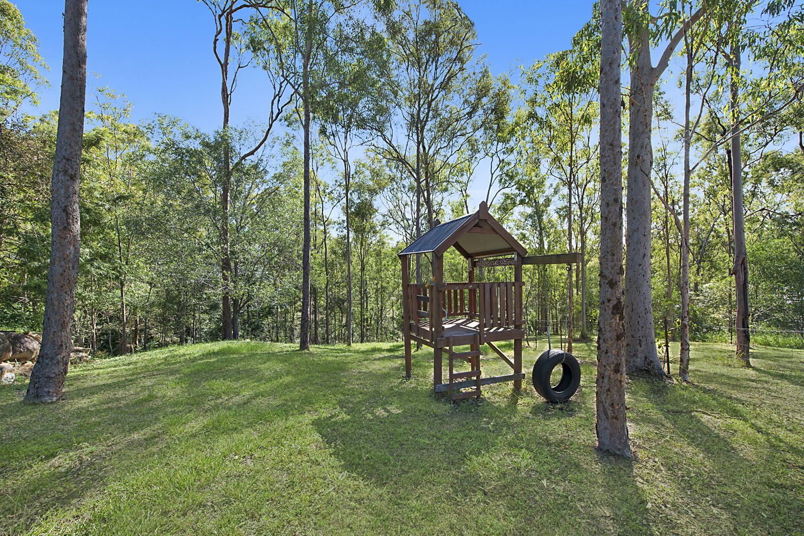 16 Barnes Court, Mount Crosby QLD 4306, Image 2