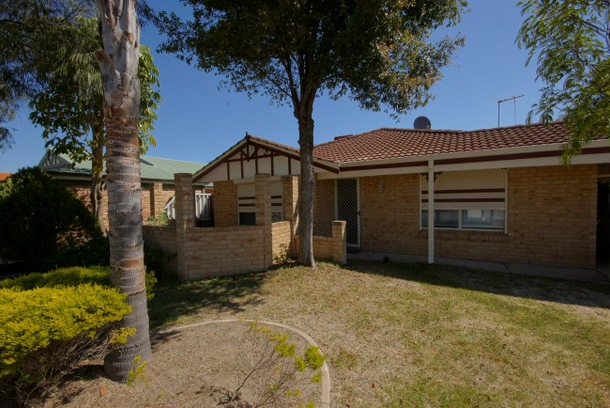 13 Rossell Place, Atwell WA 6164