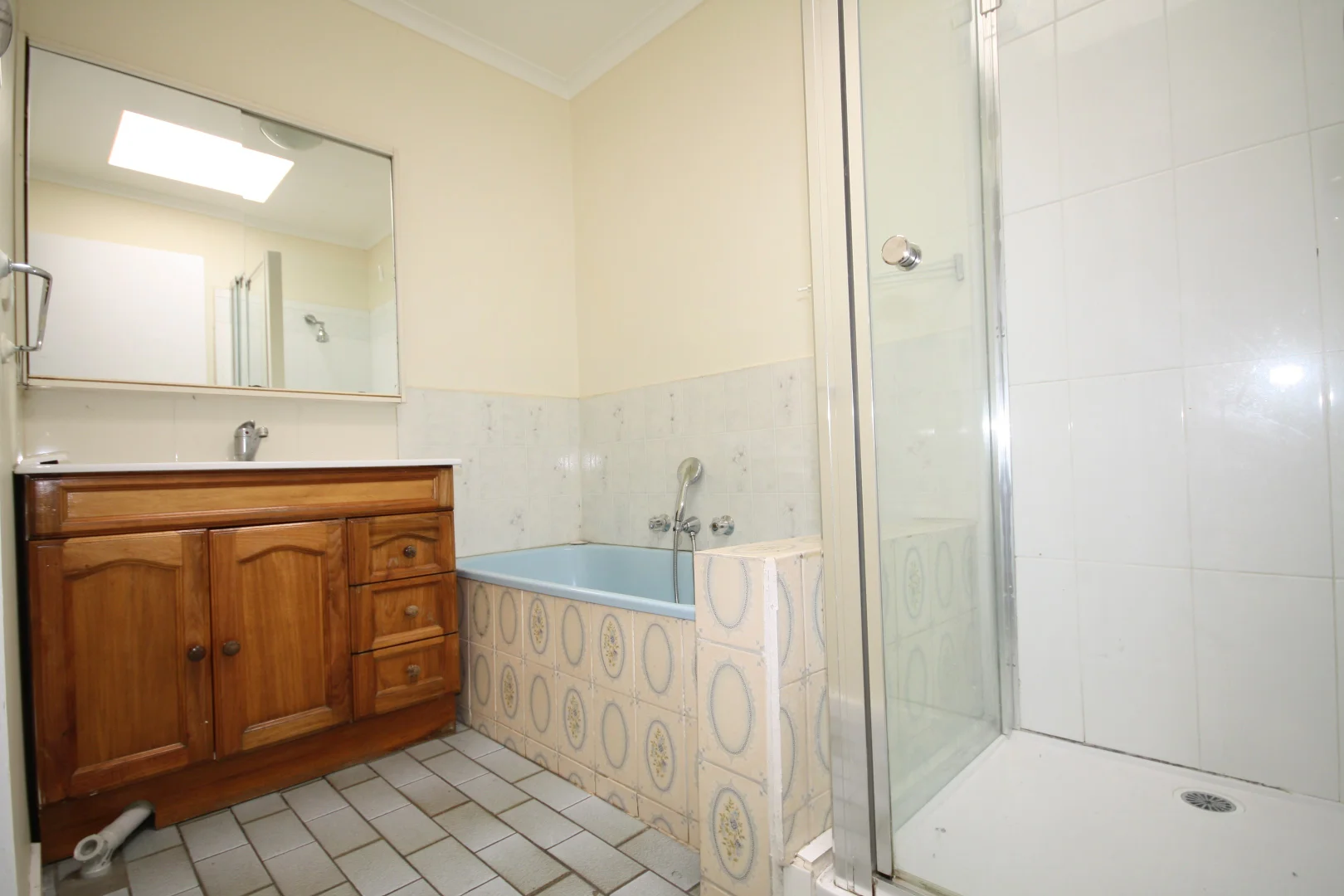 Additional image 6 of 1/10 Fairbank Rd, Clayton South VIC 3169