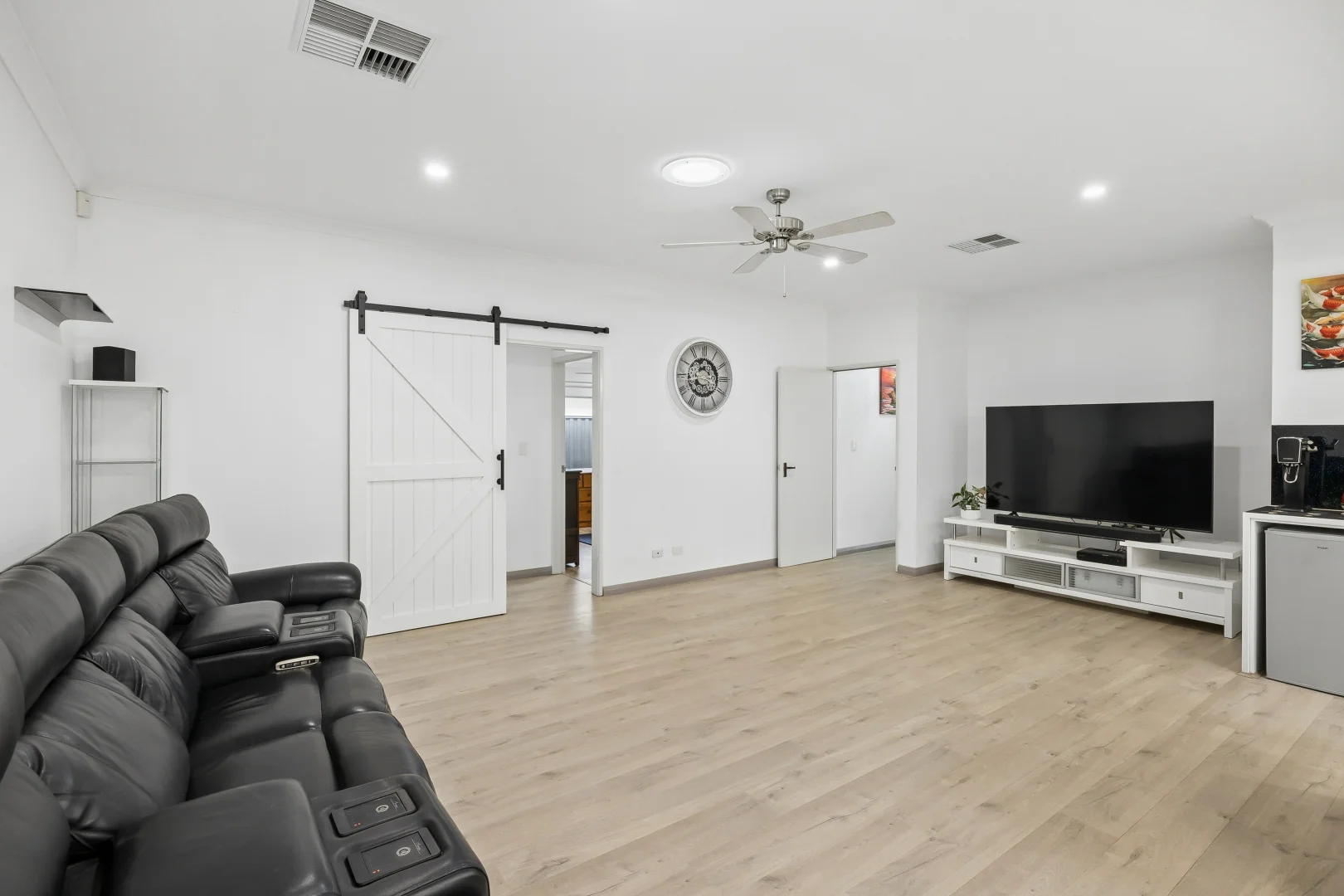 Additional image 11 of 10 Pirianda Way, Aveley WA 6069