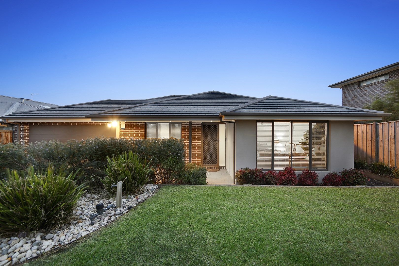 8 Rhone Grove, Skye VIC 3977, Image 1