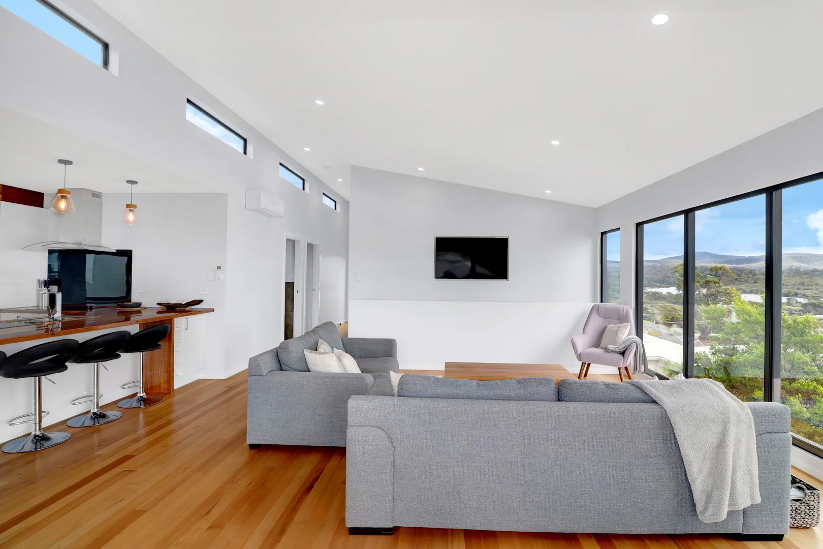 Additional image 7 of 74a Main Road, Binalong Bay TAS 7216