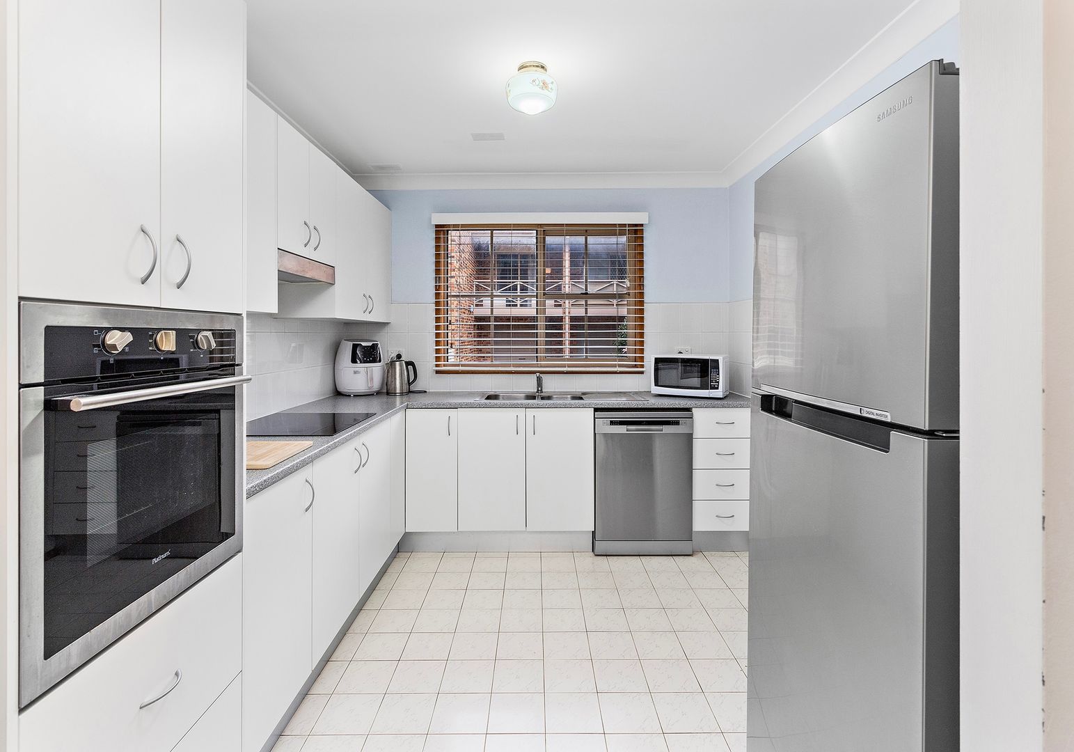 10/5-11 Robert Street, Corrimal NSW 2518, Image 1