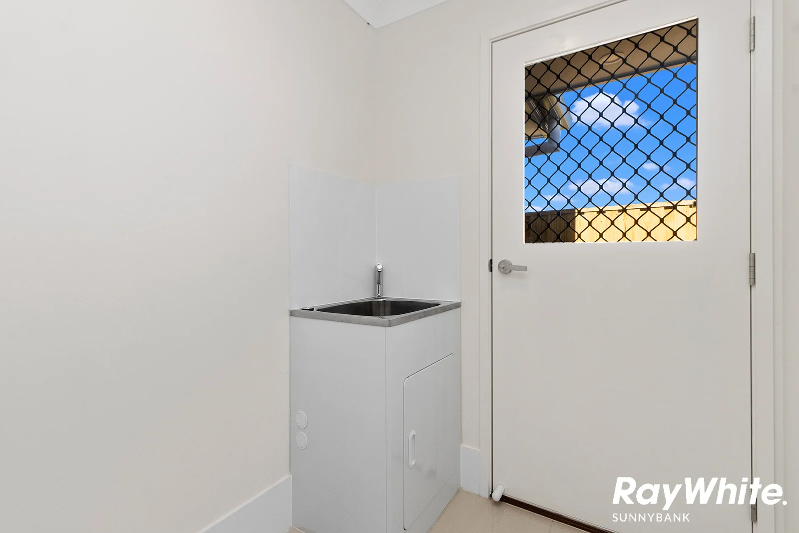 Additional image 14 of 10 Rungulla Street, White Rock QLD 4306