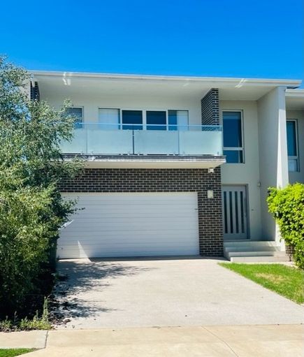 3 bedrooms Townhouse in 2/4 Sycamore Street LEETON NSW, 2705