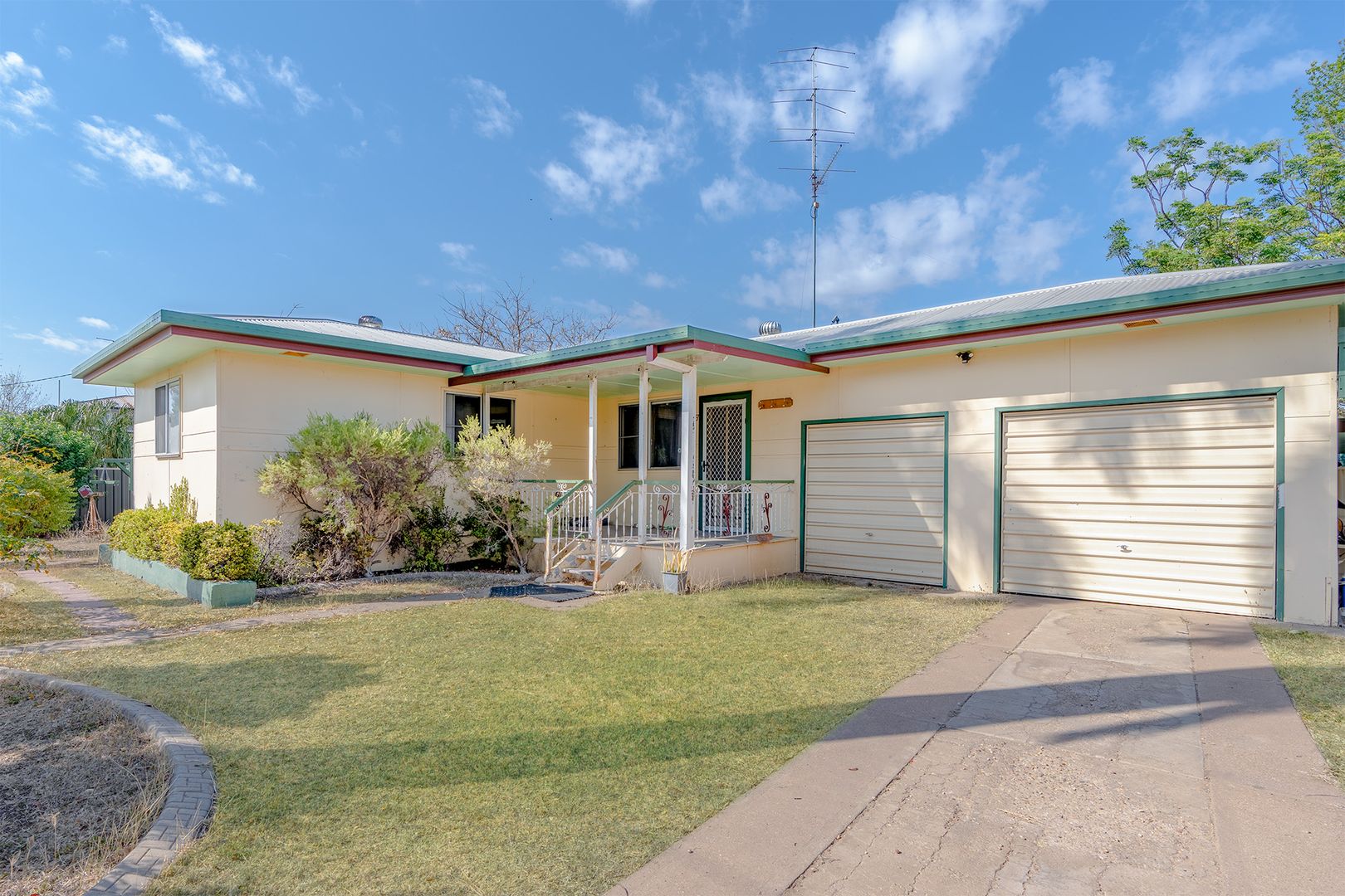 58 Theresa Street, Emerald QLD 4720, Image 1