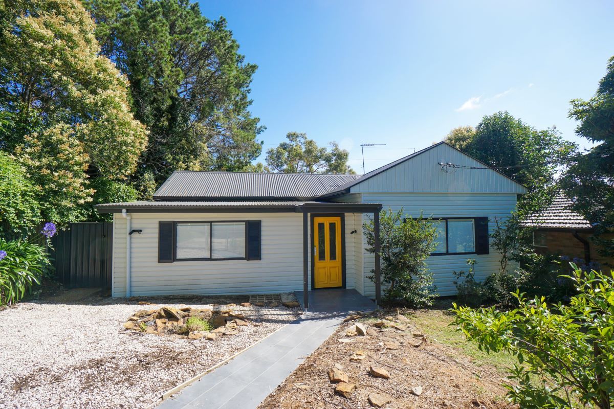 4 bedrooms House in 4 Fairview Road LAWSON NSW, 2783