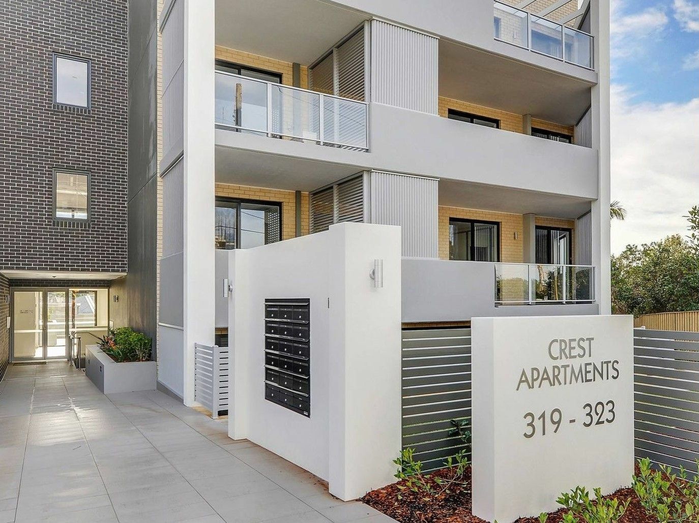 2 bedrooms Apartment / Unit / Flat in 19/319-323 Peats Ferry Road ASQUITH NSW, 2077