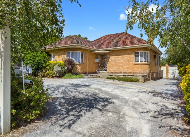 74 Eley Road, Burwood VIC 3125