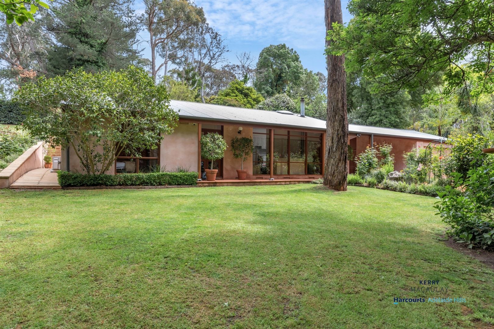 64 Golflinks Road Stirling Sa 5152 Domain