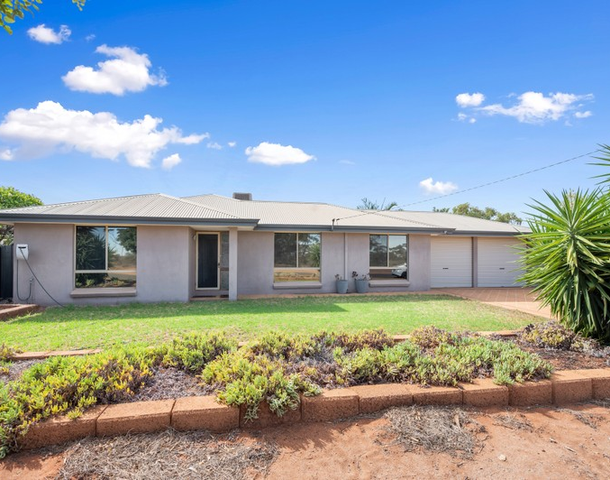 5 Gold Court, Hannans WA 6430