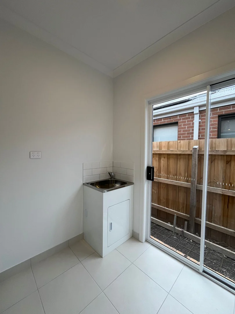 Additional image 19 of 5 SHERRY CIRCUIT, Fraser Rise VIC 3336