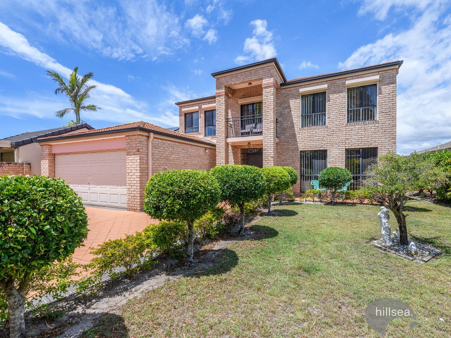 4 bedrooms House in 76 Lae Drive RUNAWAY BAY QLD, 4216