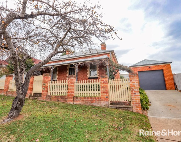 19 Blandford Street, Bathurst NSW 2795