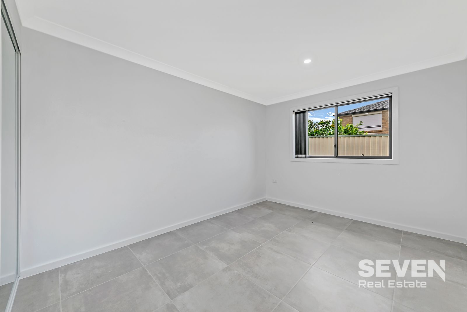 15A Jasnar Street, Greenfield Park NSW 2176, Image 2