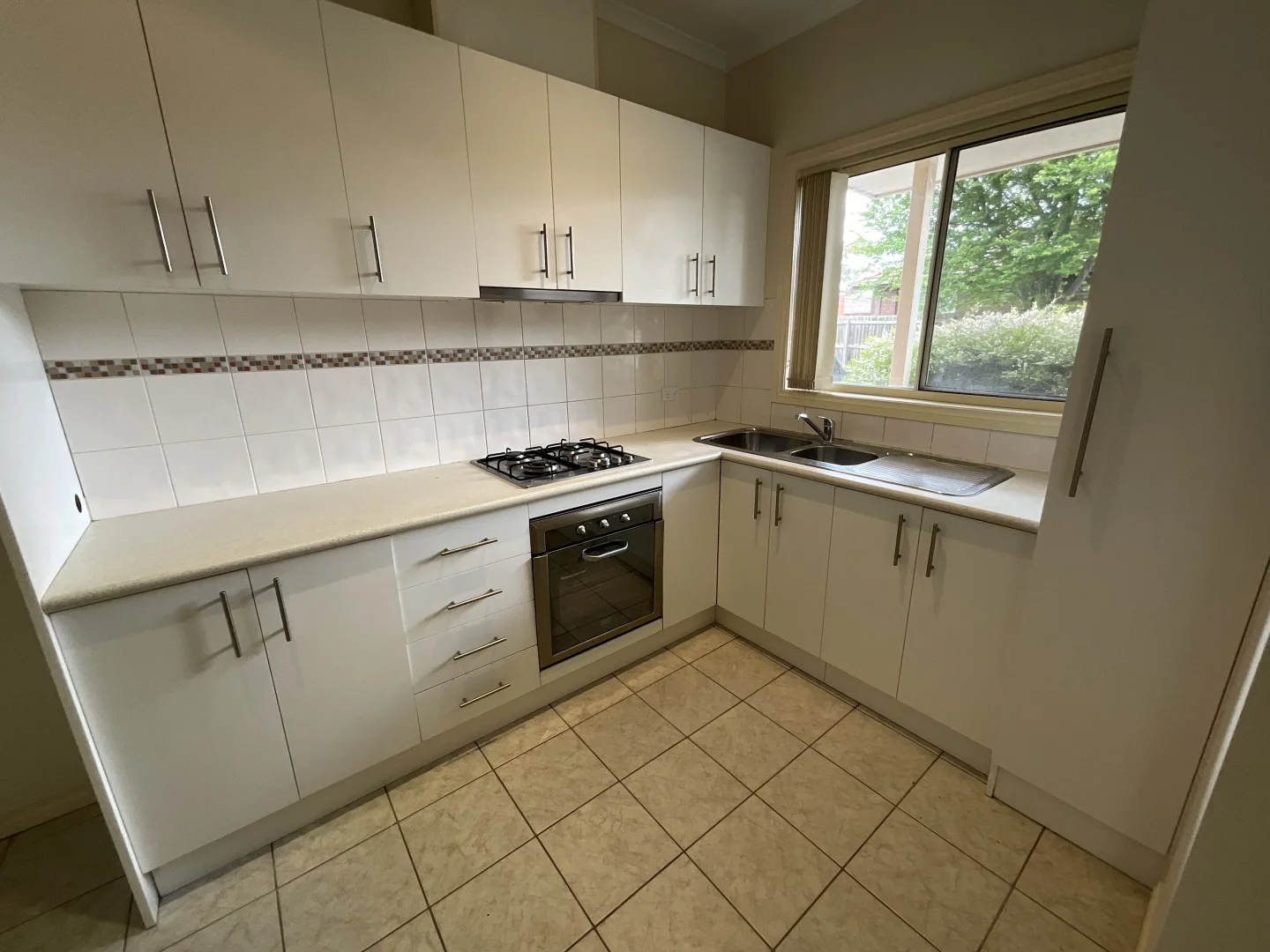 Additional image 3 of 3/11 Mackey St, Lalor VIC 3075