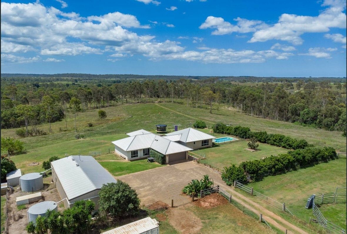 5 bedrooms House in  ELECTRA QLD, 4670