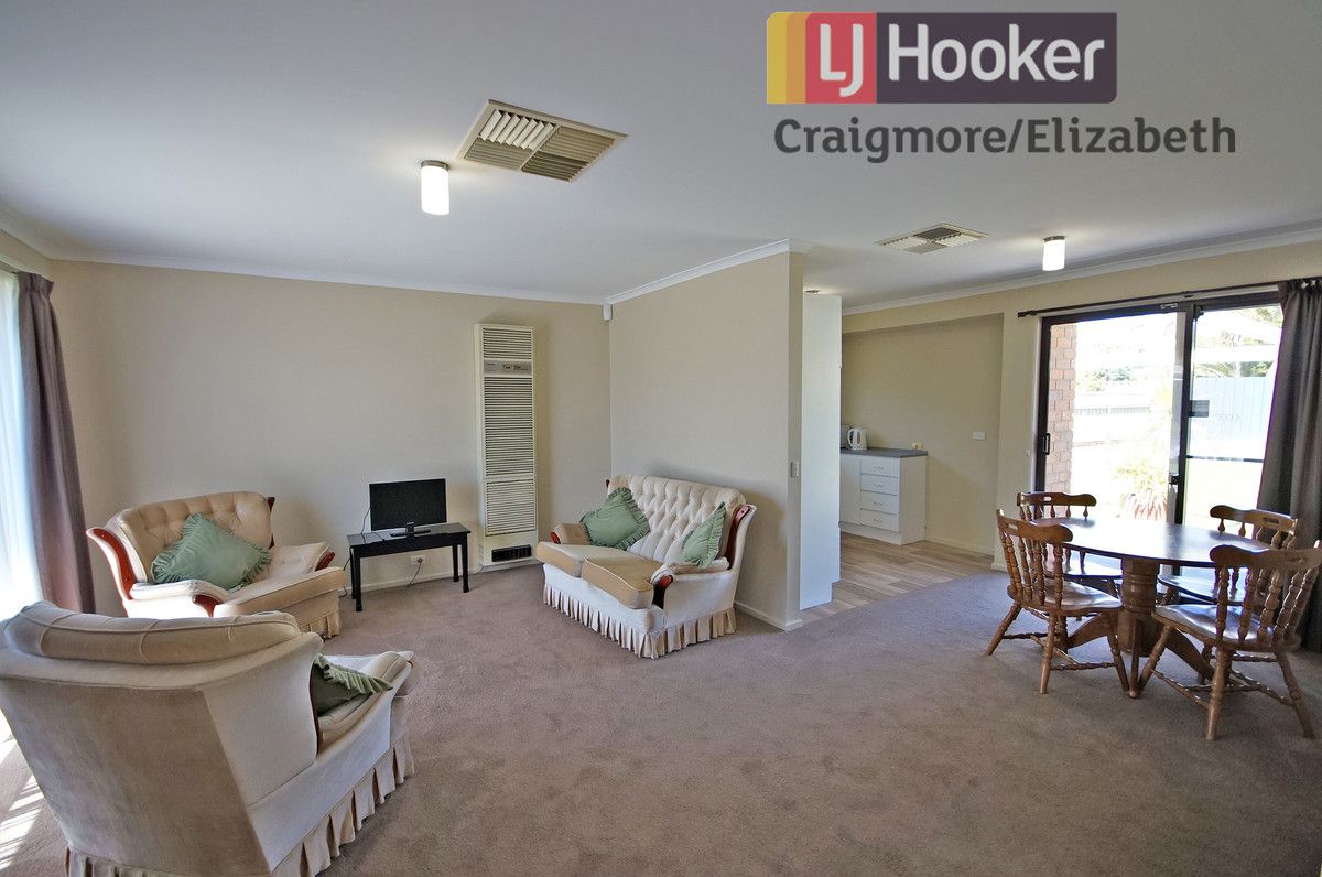 19 Bundarra Court, Craigmore SA 5114, Image 2