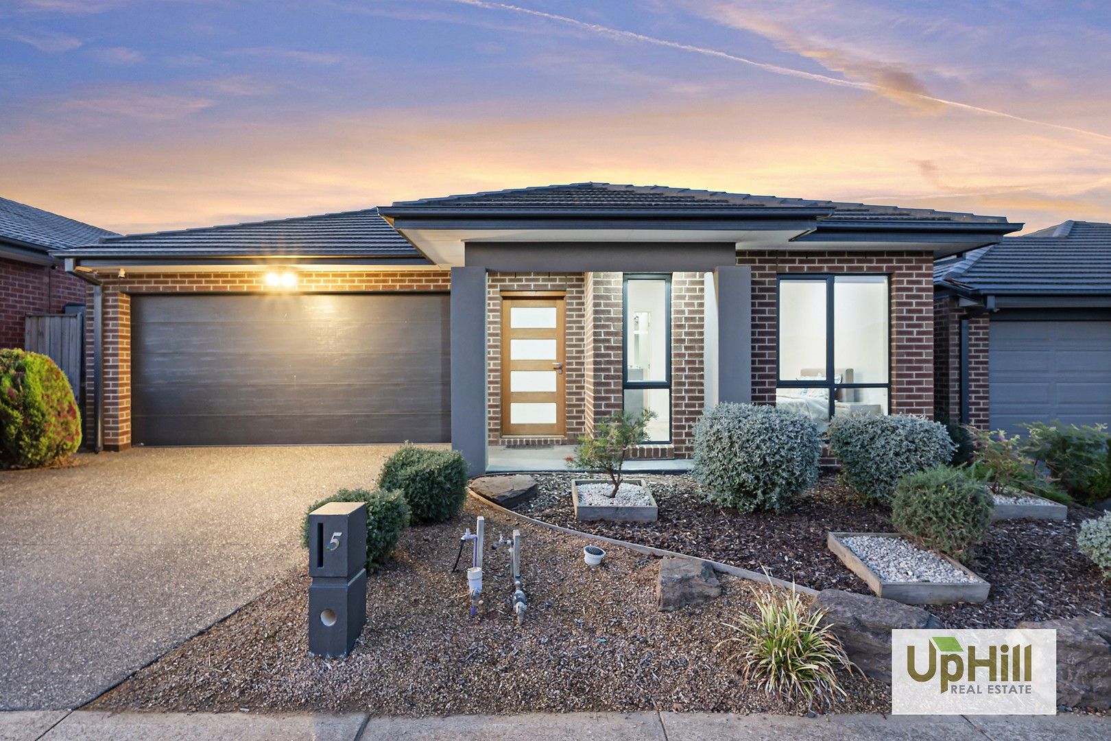 5 Barrier Parade, Clyde North VIC 3978, Image 0